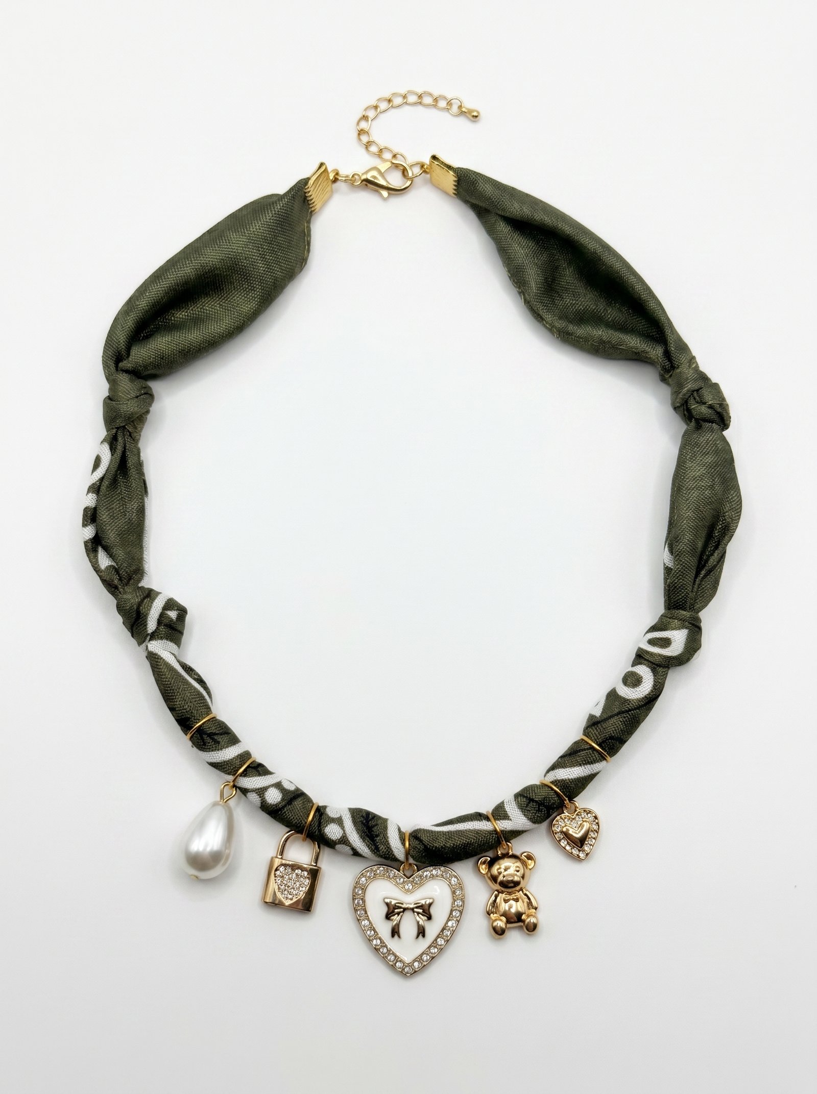 https://veline.ae/storage/photos/1/Charm Necklaces/Kaki_Charms.JPG